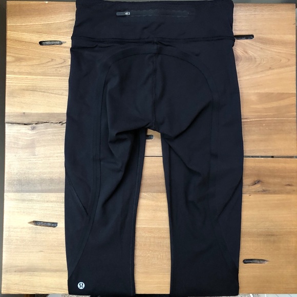 Lululemon On Track Crop (19") Black Luxtreme - Picture 11 of 15